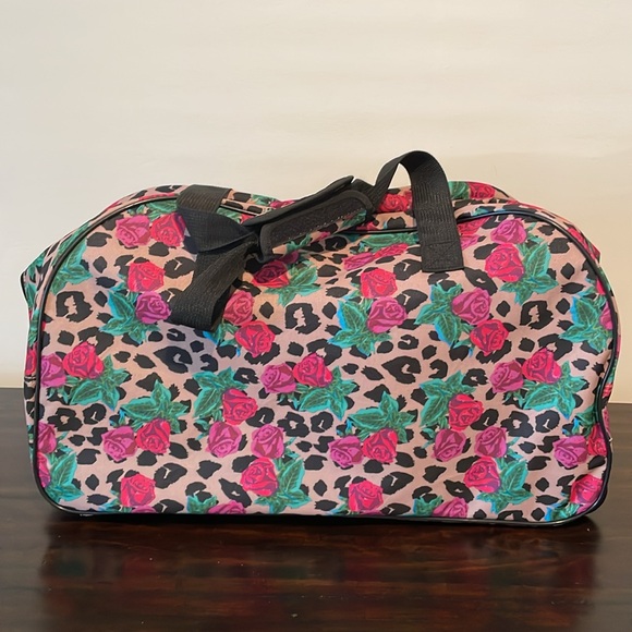 COPY - BETSEY JOHNSON Leopard Rose Collection Travel Bag, NWT - Picture 9 of 12
